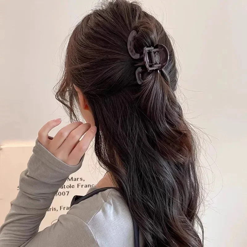 Grampo de Cabelo com Design Ge - Women Accessories Shop Design avaliação e preço