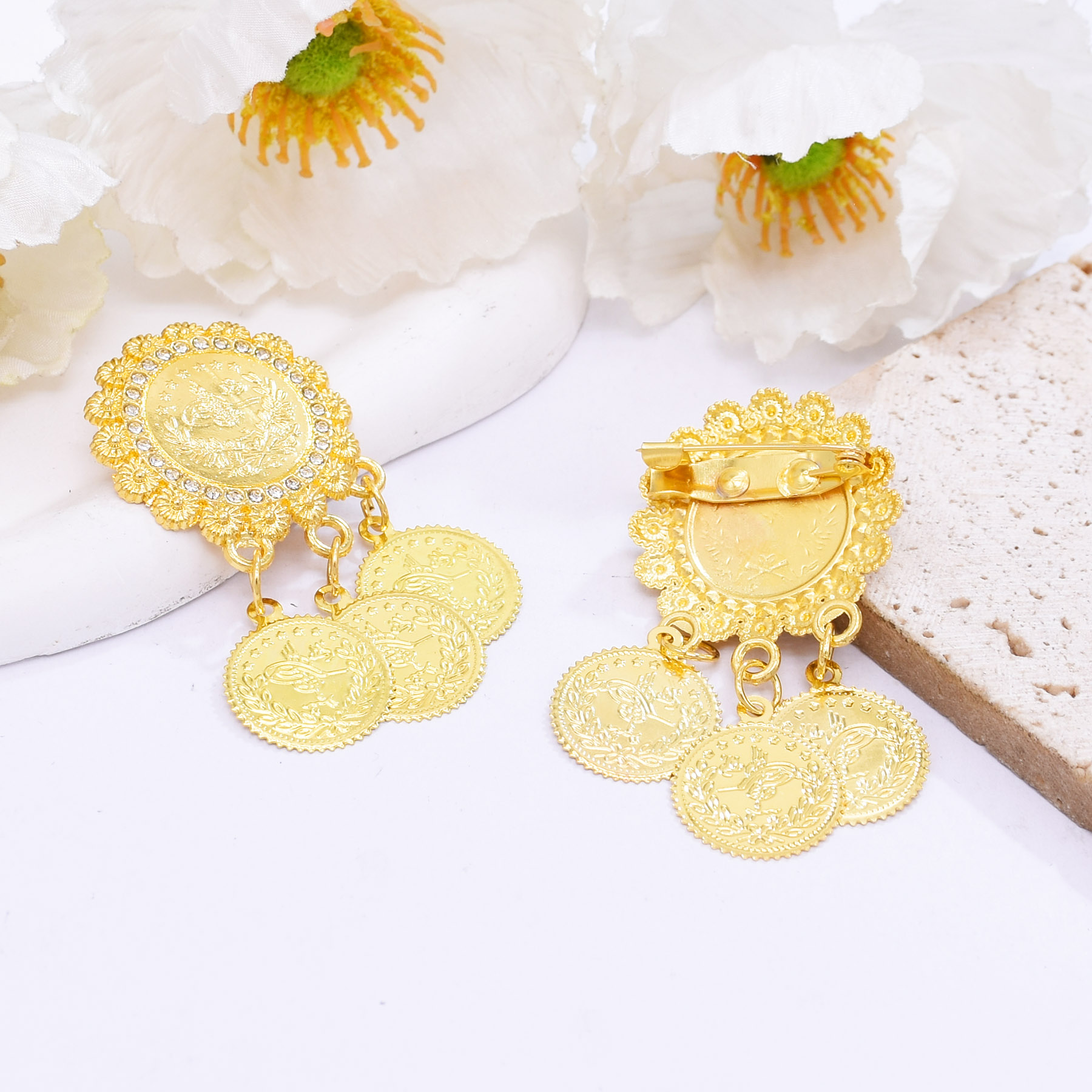 Broche Feminino Moderno com Pi - Women Accessories India avaliação e preço